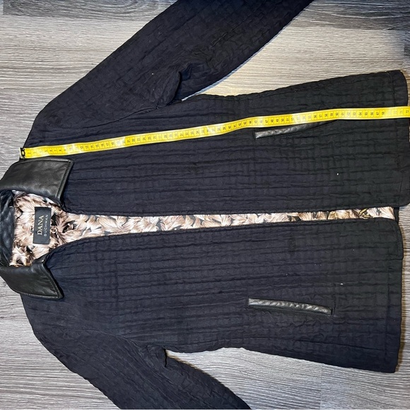 Dana Buchman Black Quilted Genuine Leather Trim Collar Zip Mid-Length Coat M - Picture 10 of 12